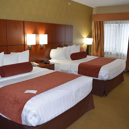 Best Western Plus Finger Lakes Inn&Suites Cortland Eksteriør billede