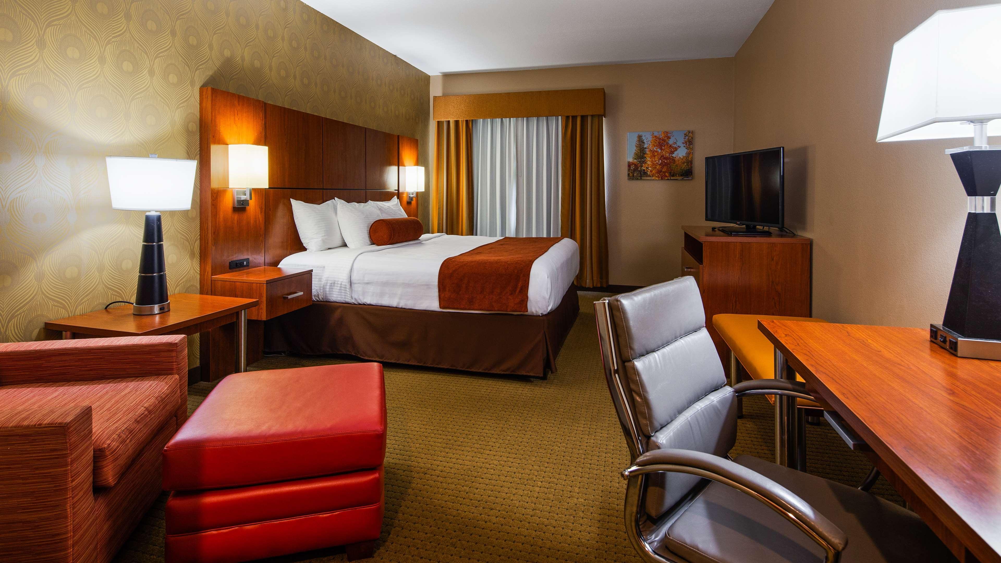 Best Western Plus Finger Lakes Inn&Suites Cortland Eksteriør billede